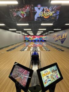 Lake Pin & Play bowling alleys